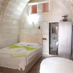 Hotel Ulas Cave